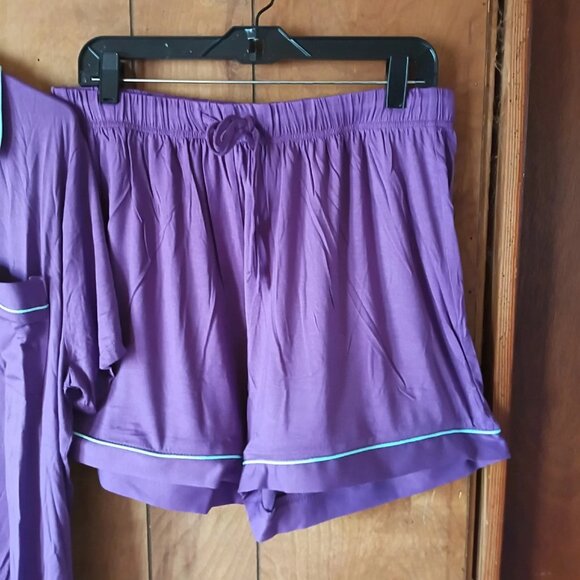 Discount Divas Women's Dark Purple PJ Set Top Shorts Pajamas Size XL NEW - Picture 3 of 3